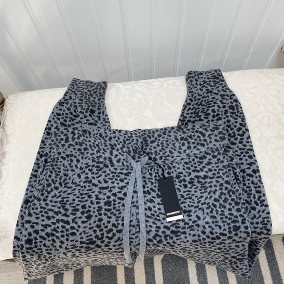 NWT MONROW Animal Print Joggers SzS - Picture 5 of 6